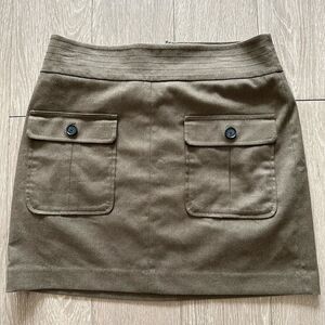 LOFT Olive Green Utility Pocket Mini Skirt Size 8 - Send Me An Offer!
